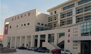 福澤萬千學(xué)子，碧淶學(xué)?？諝庠礋崴畽C成校園熱水新選擇